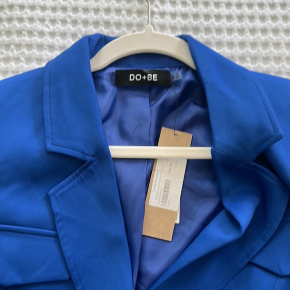 Do + Be Cropped Buckle Blazer Set - Picture 4 of 6